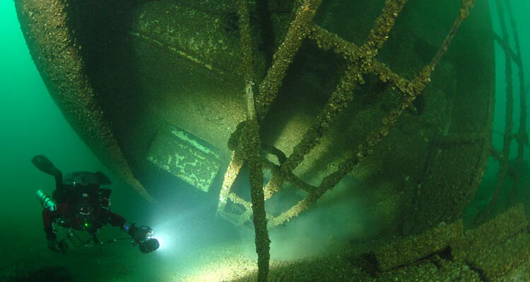 Cedarville Shipwreck [Photo by Anchor Bay Scuba]